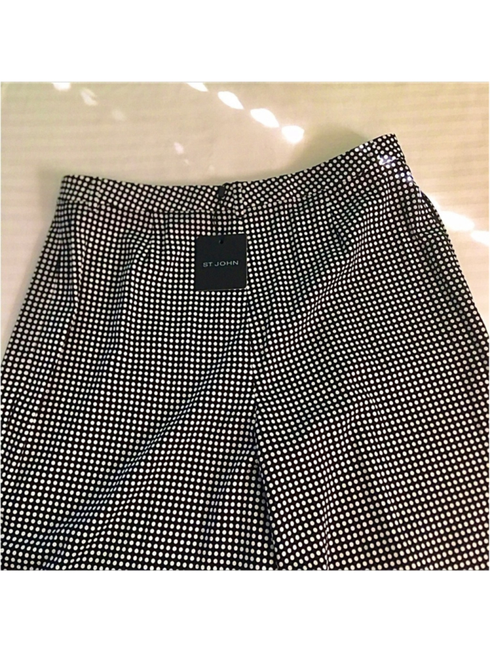 ST. JOHN SLACKS SILK INSIDE AND OUT SIZE 10 NEW WITH TAGS LUXURY